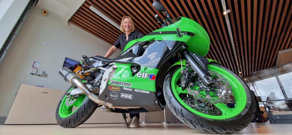 Ninja ZX6r